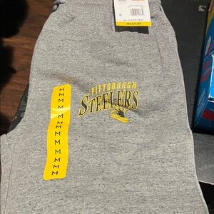 NFL Steelers size medium unisex gray color measure 16 1/2 pit pockets